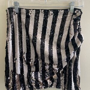 DO+BE Black and Silver Sequin Mini Skirt